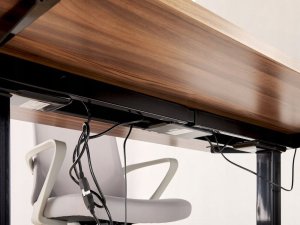 Organizer Beliani Organizer kabli pod biurko regulowane elektrycznie czarny TRACIE 5