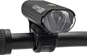 Lezyne Lampka przednia Lezyne Super Drive 600+, certyfikat StVZO, odcięcie 4