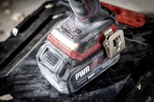 Wiertarko-wkrętarka Skil 3065HC 20 V 2 x akumulator 2 Ah 3