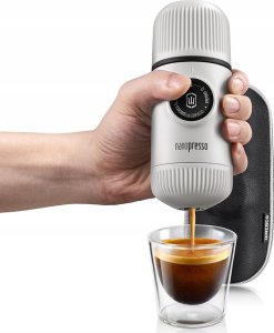 Kawiarka Wacaco Manual ground coffee machine with case WACACO NANOPRESSO CHILL WHITE 2