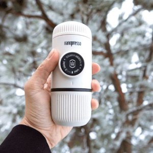 Kawiarka Wacaco Manual ground coffee machine with case WACACO NANOPRESSO CHILL WHITE 4