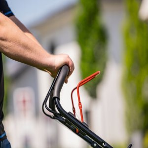 Kosiarka spalinowa Scheppach Kosiarka spalinowa Scheppach MS200-51 + olej + nóż 22