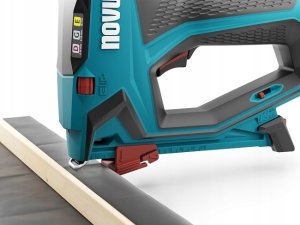 Novus Zszywacz akumulatorowy NOVUS J-551 zestaw Metabox 11