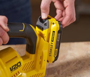 Odkurzacz ręczny Stanley Fatmax V20 SFMCVH001B-XJ 15