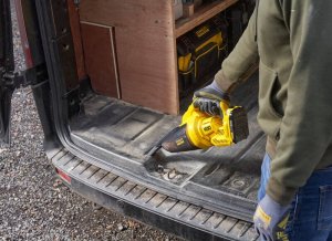 Odkurzacz ręczny Stanley Fatmax V20 SFMCVH001B-XJ 7