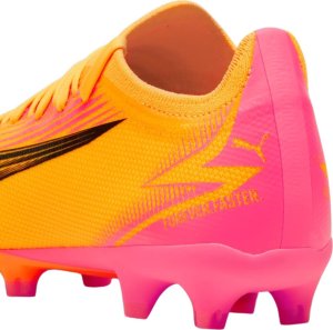 Puma Buty piłkarskie Puma Ultra Match FG/AG 107754 03 40 5