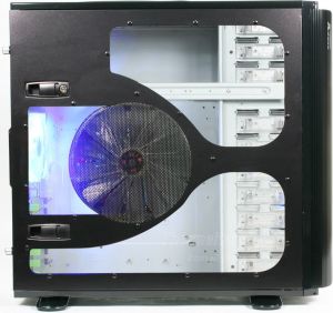Obudowa Thermaltake ARMOR CZARNA Z OKNEM 4