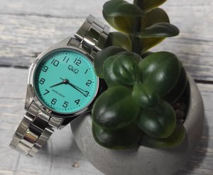 Zegarek Q&Q Zegarek C37A-020P Damski Klasyczny Srebrny 30M 6