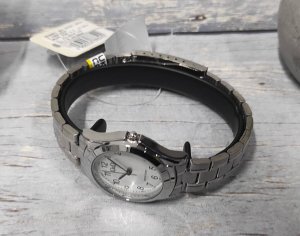 Zegarek Q&Q Zegarek C55A-001P Damski Klasyczny Srebrny 30M 3