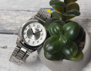 Zegarek Q&Q Zegarek C55A-001P Damski Klasyczny Srebrny 30M 5