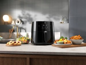 Frytkownica beztłuszczowa Electrolux AIR FRYER EAF5B ELECTROLUX 8