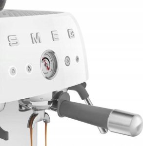 Ekspres przelewowy Smeg COFFEE MACHINE EGF03WHEU 6