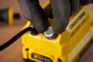 Szlifierka Stanley Szlifierko-grawerka mini akumulatorowa z zestawem akcesoriów 33 el SFMCE030B-XJ 14