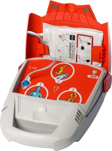 Schiller DEFIBRYLATOR AED - Fred PA-1 Defibrylacja serca 2