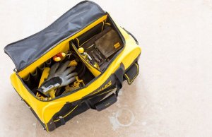 Stanley ST. TOOL BAG 28" ON FATMAX WHEELS 13