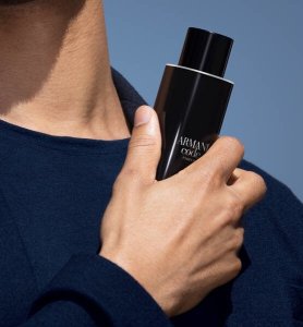 Giorgio Armani Code Pour Homme Parfum 50ml. Refillable Spray 4