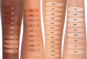 Smashbox Smashbox Studio Skin 24H Wear Hydra Foundation 30ml. 4.2 Dark 2