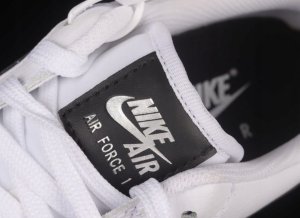 Nike Nike buty sportowe WMNS Air Force 1 '07 DD8959 103 40 22