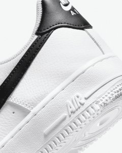 Nike Nike buty sportowe WMNS Air Force 1 '07 DD8959 103 40 4