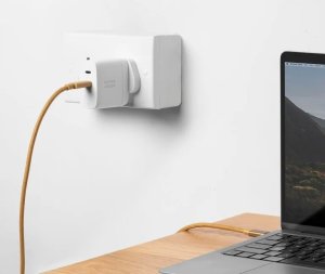 Zasilacz do laptopa Native Union Native Union FAST-PD67-WHT-INT ładowarka do urządzeń przenośnych Laptop, Smartfon, Tablet Biały Prąd przemienny Szybkie ładowanie Wewnętrzna 4