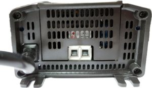 Victron Energy Prostownik Victron BLUE SMART IP22 24/8A (1) 2