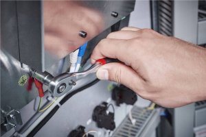 Wiha Wiha Umschaltknarre 3/8 Zoll mit Druckknopf und Kugelsicherung 5