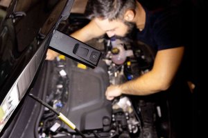 Wiha Wiha Handleuchte 1.200 lm mit On -/Off-Sensor 4