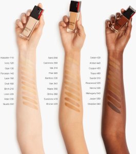 Shiseido SHISEIDO SYNCHRO SKIN RADIANT LIFTING FOUNDATION 240 30ML 2