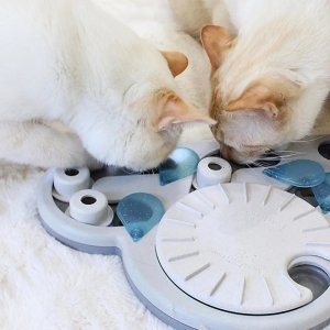 NINA OTTOSON NINA OTTOSON CAT PUZZLE & PLAY RAINY DAY  Level:3 14