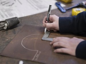 Sakura Markery Permapaque z cienką końcówką czarny + czerwony, 3