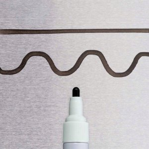 Sakura Marker METAL czarny cienki, Sakura 2