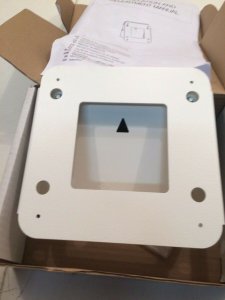 evoko Liso - Tilt Glass Wall Mount 2