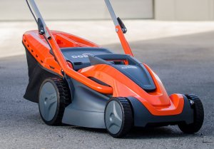 Kosiarka elektryczna Triunfo CR43 3