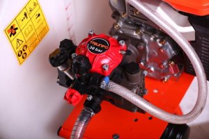Triunfo TRIUNFO SH100/25 OPRYSKIWACZ SPALINOWY JEZDNY TACZKOWY WÓZKOWY NA KOŁACH 100L 25BAR HONDA 2