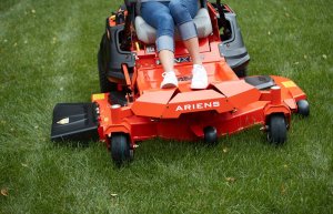 Traktor ogrodowy Ariens TRAKTOREK ARIENS IKON XD 52" ZERO-SKRĘT TRAKTOREK OGRODOWY KOSIARKA SAMOJEZDNA SPALINOWA DO TRAWY ZERO TURN 132cm LONCIN 25KM PREMIUM V-TWIN dwa cylindry 915343 - OFICJALNY DYSTRYBUTOR - AUTORYZOWANY DEALER ARIENS 29