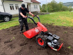 Traktor ogrodowy Cedrus CEDRUS TJ02 TRAKTOREK TRAKTOR JEDNOOSIOWY MIKROCIĄGNIK GLEBOGRYZARKA DZIK WOM JANSEN AGRO GRILLO MURATORI - EWIMAX - OFICJALNY DYSTRYBUTOR - AUTORYZOWANY DEALER CEDRUS 26