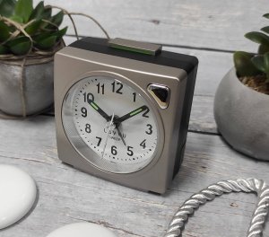 Lavvu Budzik Lavvu LAS3045 klasyczny szaro-beżowy . 2