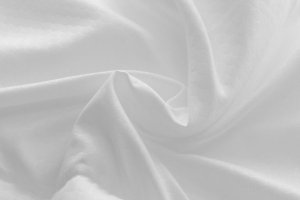 LOZKOHOLICY.PL Sp.z o.o. Sp. K. Kołdra 160 x 200 Mikrofibra Letnia German 01 11