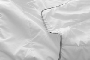 LOZKOHOLICY.PL Sp.z o.o. Sp. K. Kołdra 160 x 200 Mikrofibra Letnia German 01 14