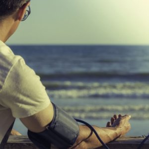 Ciśnieniomierz Vitammy Zestaw prezentowy - ciśnieniomierz naramienny VITAMMY NEXT 1 + zasilacz VITAMMY POWER MICRO Ciśnieniomierz naramienny idealny do domu 9