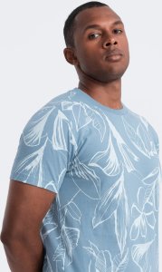 Ombre Męski t-shirt fullprint w kontrastowe liście - błękitny V2 OM-TSFP-0180 M 1