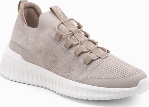 Ombre Wsuwane męskie buty sneakersy wykonane z lekkich materiałów - beżowe V3 OM-FOKS-0149 41 4