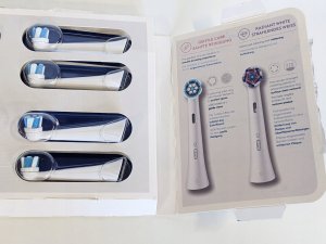 Końcówka Oral-B do szczoteczki iO Ultimate Clean White 8 szt. 9
