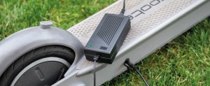 Ładowarka Akyga Ładowarka do pojazdów elektrycznych AK-EV-02 29.4V / 2A 60W GX12 9mm żeński 1m 5