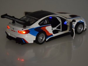Jokomisiada Auto metalowe model sportowe BMW M6 GT3 skala 1:32 światło dźwięk ZA4613 11