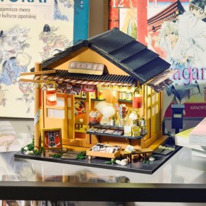 Nice Idea LITTLE STORY Składany Drewniany Model LED - Corner Grocery Store 2