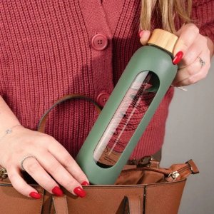 Wessper Wessper B1 Borosilicate 500 ml Szklana butelka na wodę z miarką motywacyjną z oliwkowym etui 7