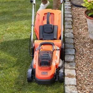 Black+Decker BD BATTERY MOWER. 2x18V /33cm BCMW3318N POWERCONNECT 12