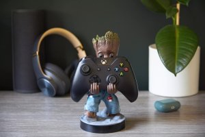 Cable Guys Exquisite Gaming stojak na smartfon / kontroler Cable Guys Marvel Strażnicy Galaktyki: Toddler Groot w piżamce 18