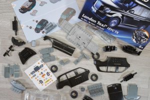 Airfix QUICKBUILD London Taxi 4